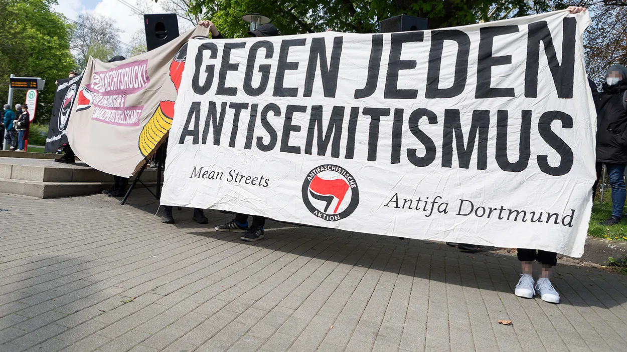 Proces Tegen Twitter Van Start Duitse Antisemitisme Commissaris Eist