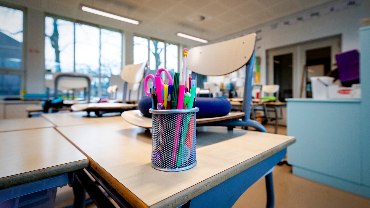 Basisscholen Amsterdam dicht om lerarentekort