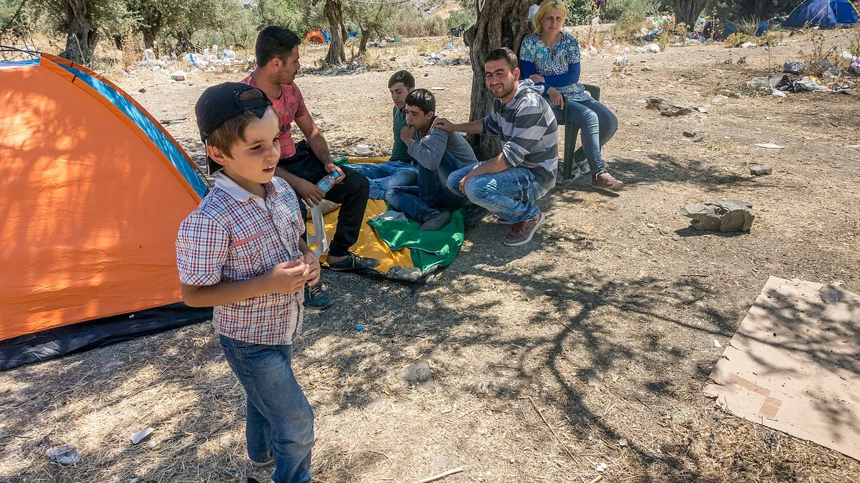 1600px-Lesbos_refugeecamp_-_panoramio