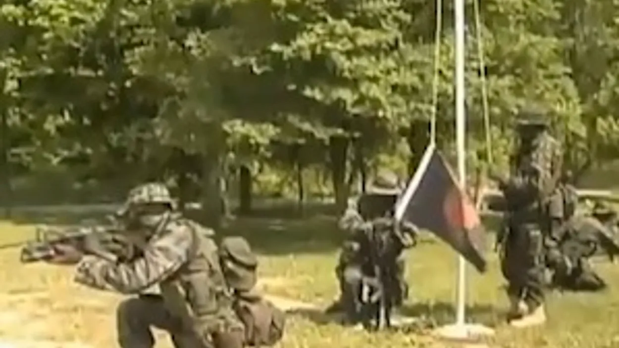 militie_300.jpg