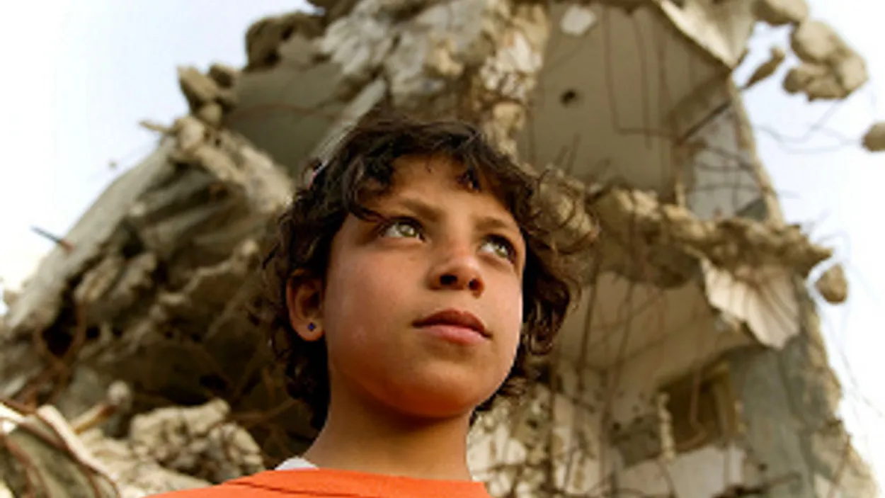 meisje_in_verwoest_gaza_300.jpg