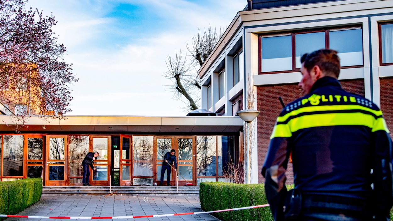Mieraskerk Krimpen aan den IJssel beschadigd na 'harde knal'