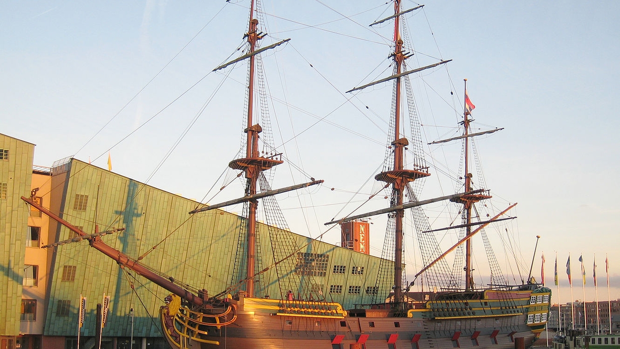 VOC_ship_Amsterdam2