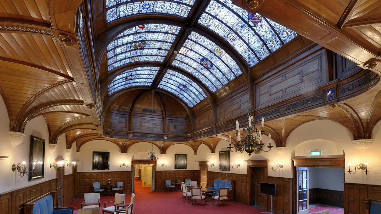 Ons-kent-ons-cultuur duidelijk zichtbaar in Eerste Kamer - Joop - BNNVARA
