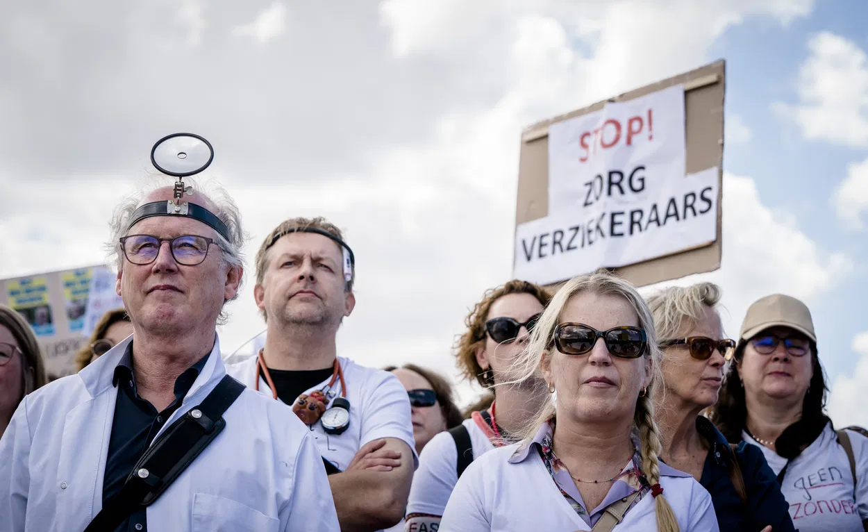 Zembla Podcast: Twintig Jaar Marktwerking In De Huisartsenzorg - Joop ...