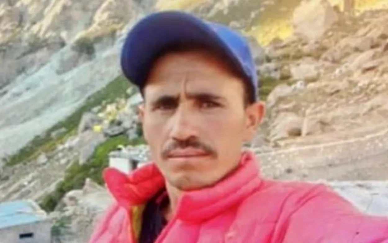 Ricchi alpinisti hanno lasciato morire gli sherpa mentre si dirigevano verso la vetta del K2-Joop Ricchi alpinisti hanno lasciato morire gli sherpa mentre si dirigevano verso la vetta del K2-Joop