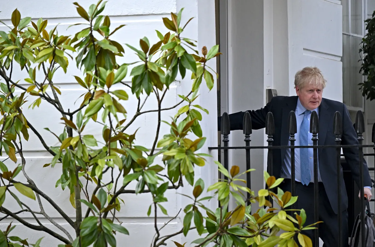Boris Johnson stapt per direct op als parlementslid na disciplinaire