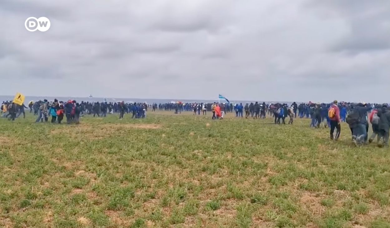 Afbeelding van In Frankrijk woedt een hevige strijd op het platteland over welke boeren straks het schaarse water krijgen