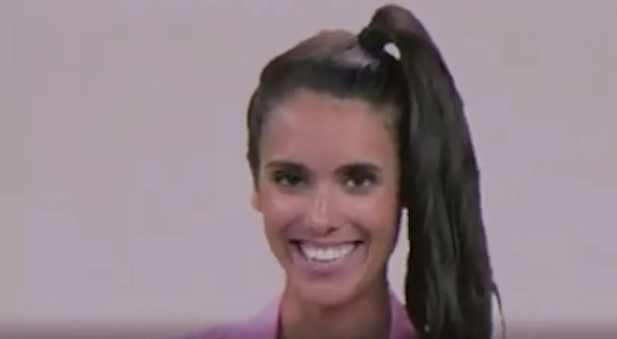 Dit is hét antwoord op wat vrouwen zouden moeten dragen - Joop - BNNVARA