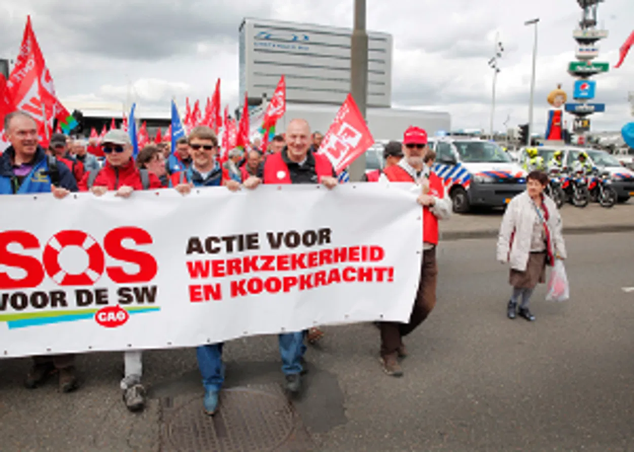 Tweede Kamer Twijfelt Openlijk Aan Nieuwe Wet Werk En Zekerheid - Joop ...