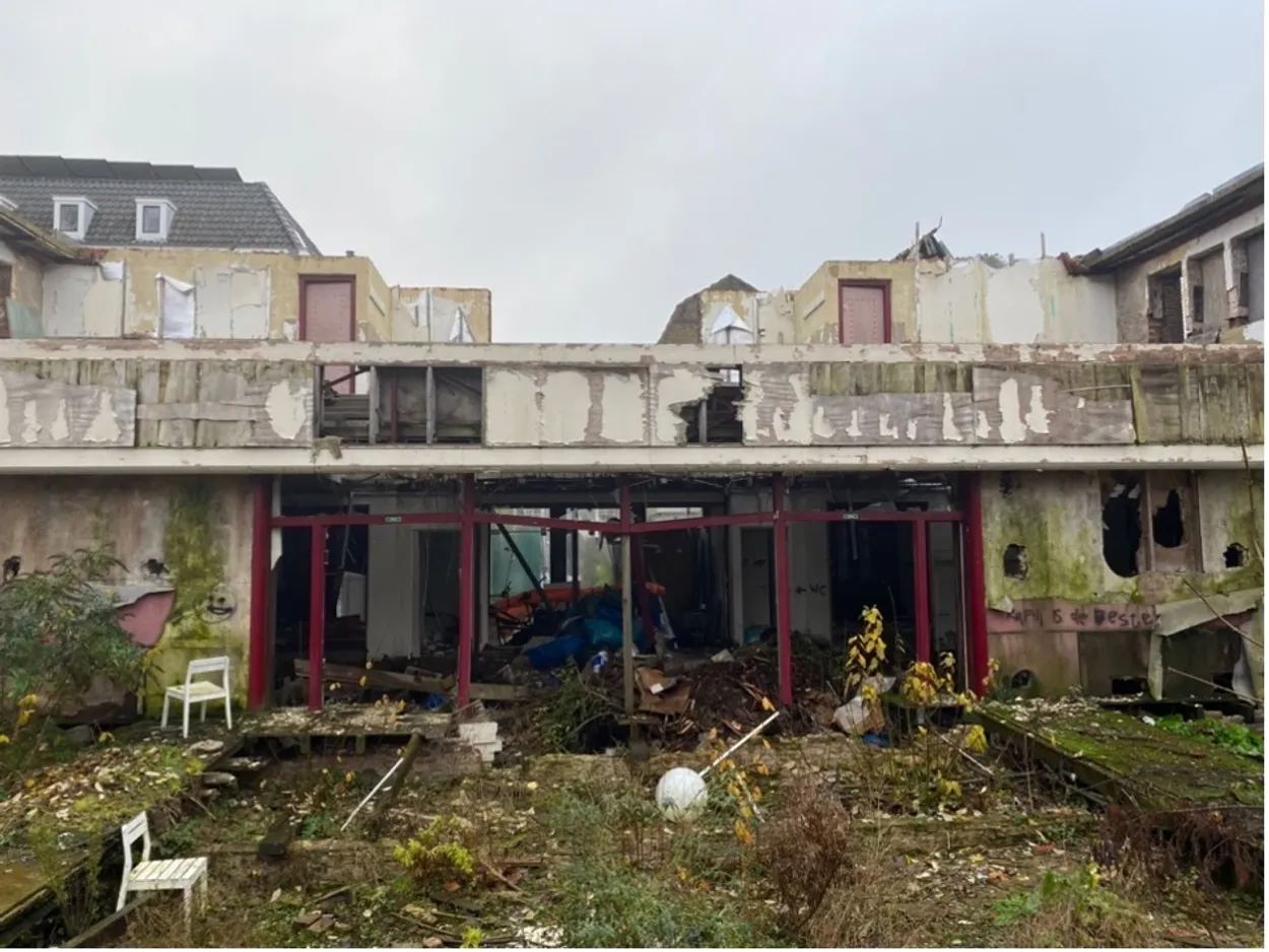 Wethouder wilde zo nodig nieuwe tramlijn, kostte een half miljard, rijdt nu leeg rond - Joop