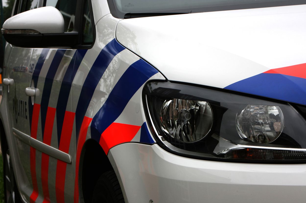 Afbeelding van Beveiligingscamera onthult racistisch gedrag Rotterdamse agenten bij arrestatie