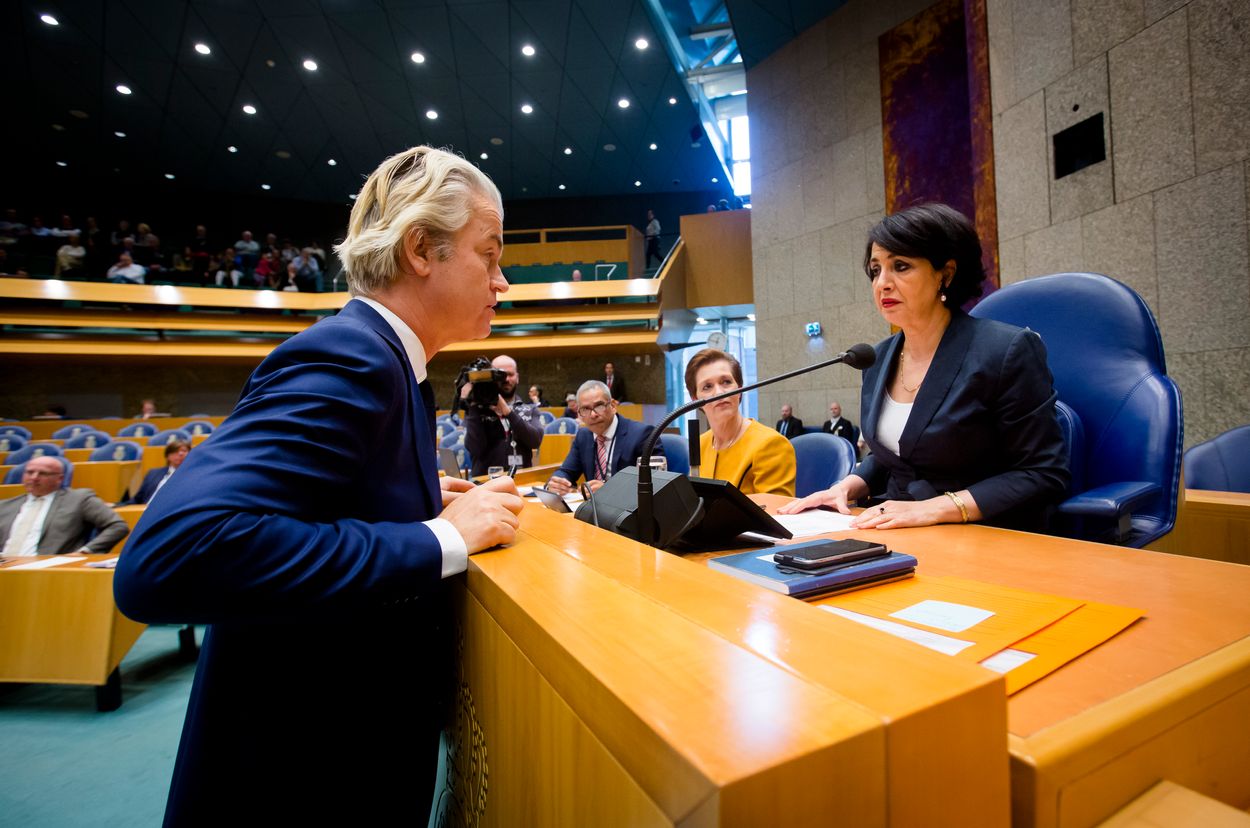 Afbeelding van Zo gaat Kamervoorzitter Khadija Arib met Geert Wilders om