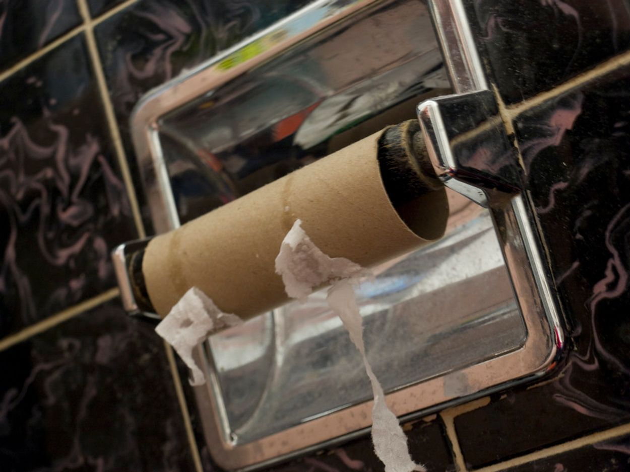 Afbeelding van Coronapaniek: krant drukt extra pagina's wegens toiletpapiertekort