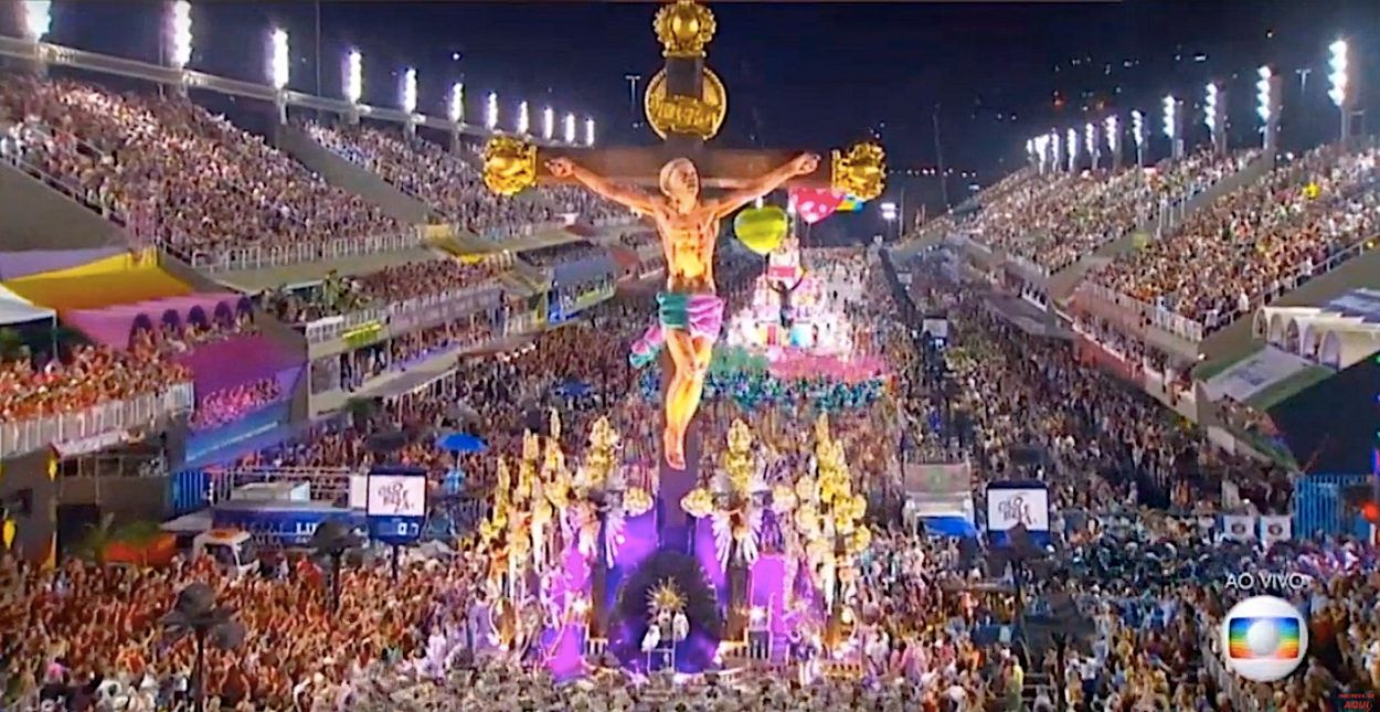 Afbeelding van The Passion? Op het carnaval in Rio danst dit jaar de Jezus van het Volk