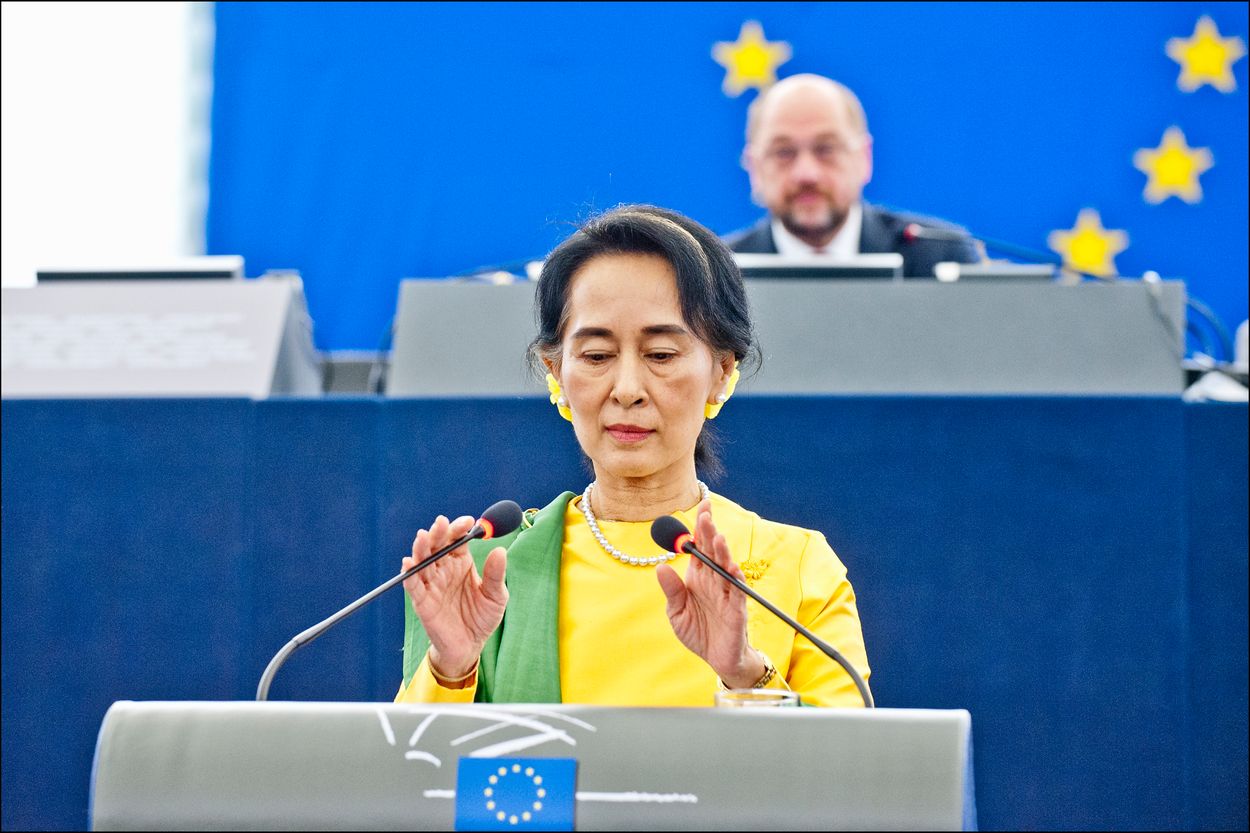 Afbeelding van Europarlement baalt van vredesprijs Aung San Suu Kyi