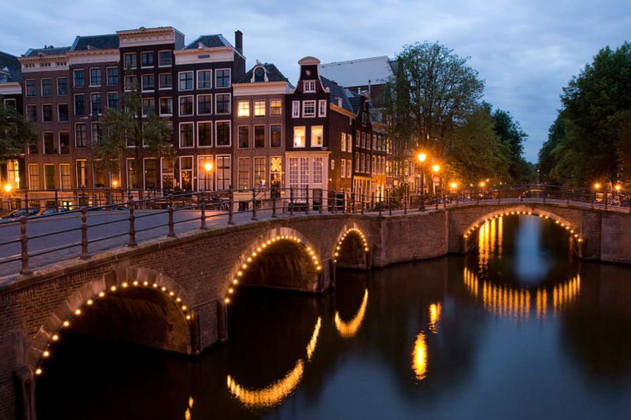Afbeelding van Amsterdam Pas moet ongedocumenteerden rechten geven in de stad