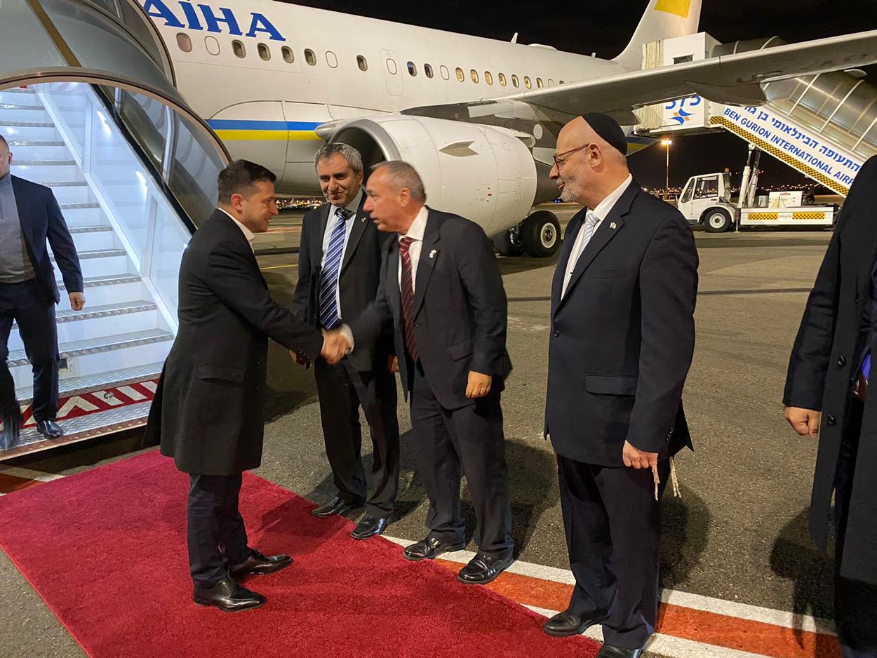 Afbeelding van De Oekraïense president Zelensky steunt in Israël de agressie die hij in eigen land bestrijdt