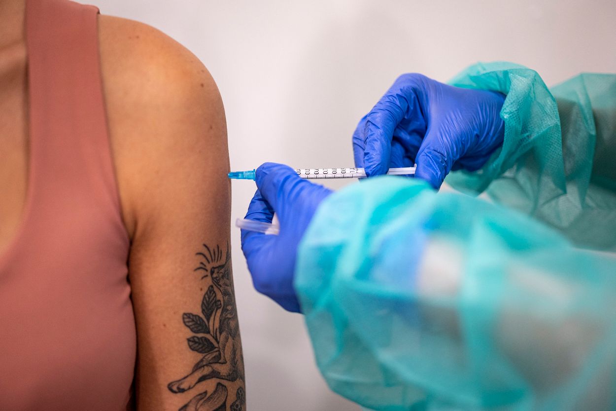 Afbeelding van Berlijn schort vaccineren met AstraZeneca op voor personen jonger dan 60