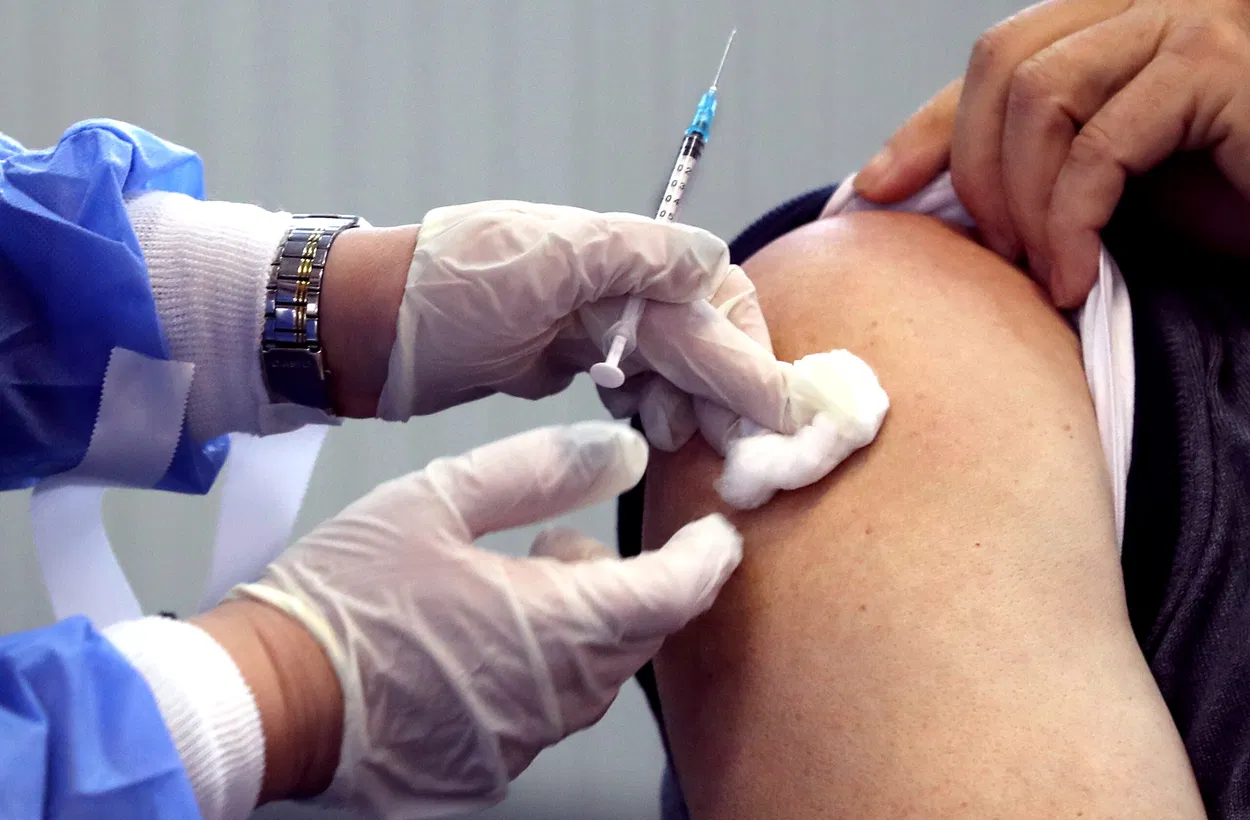 L’Italia rende obbligatoria la vaccinazione per gli over 50 – Giove