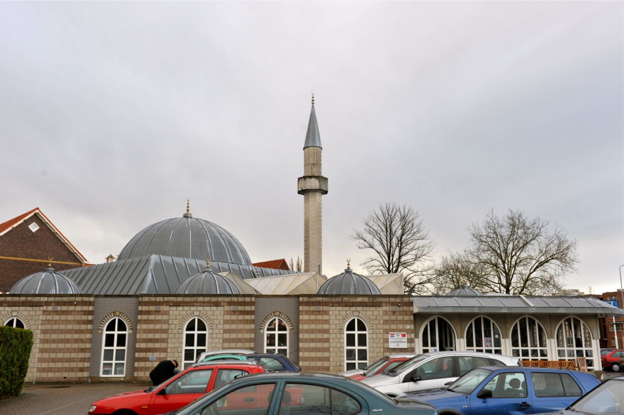 Afbeelding van Basisschooldirecteur bedreigd na artikel op GeenStijl na moskeebezoek