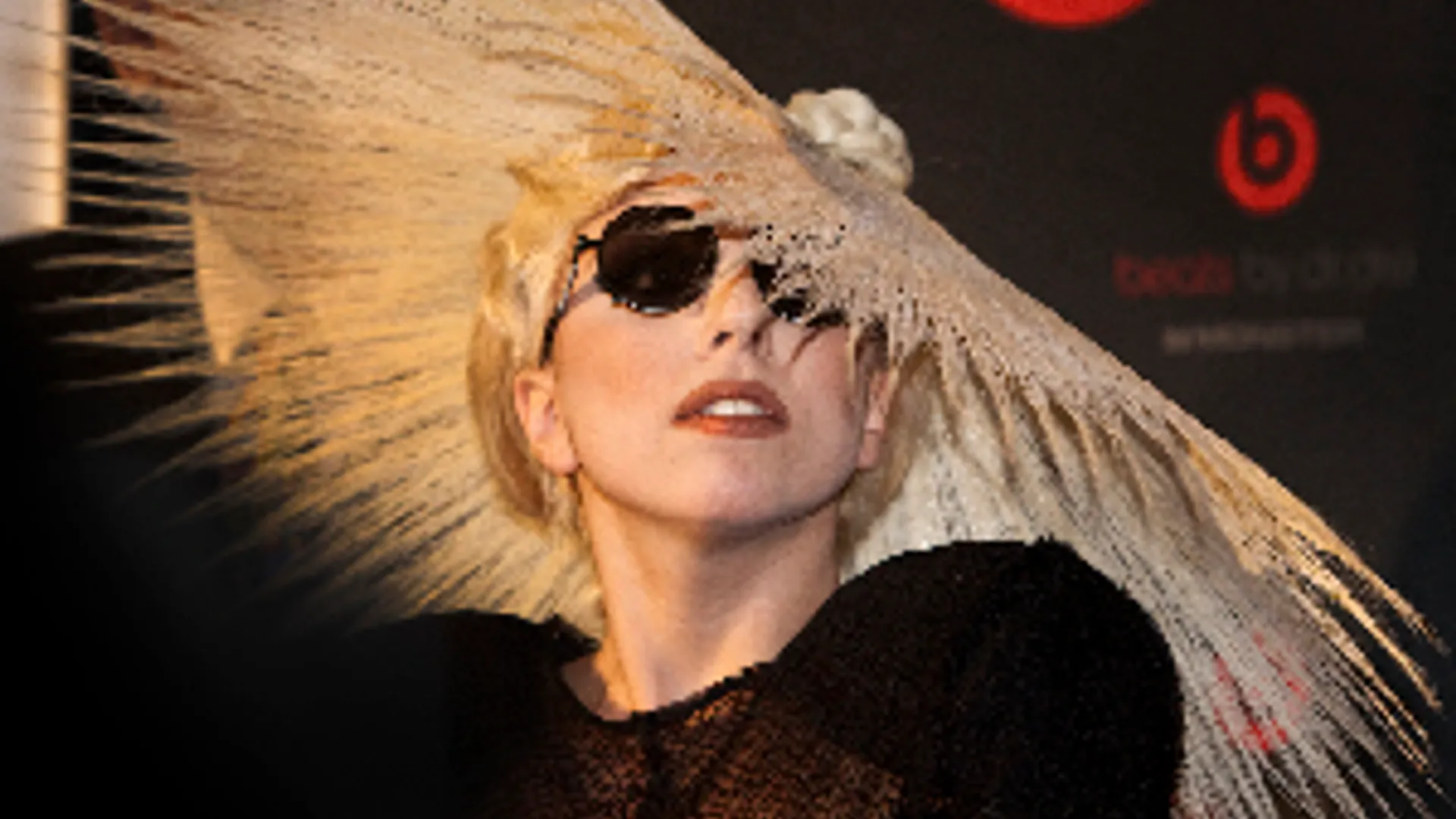 Flickr_LadyGaga_LoriTingey_300