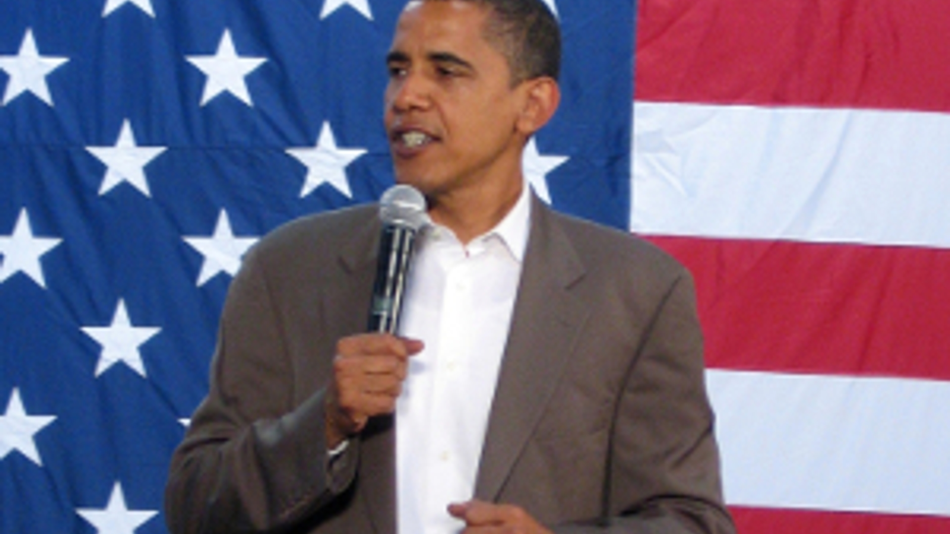 flickr_obama_voor_amerikaanse_vlag_300_01.jpg