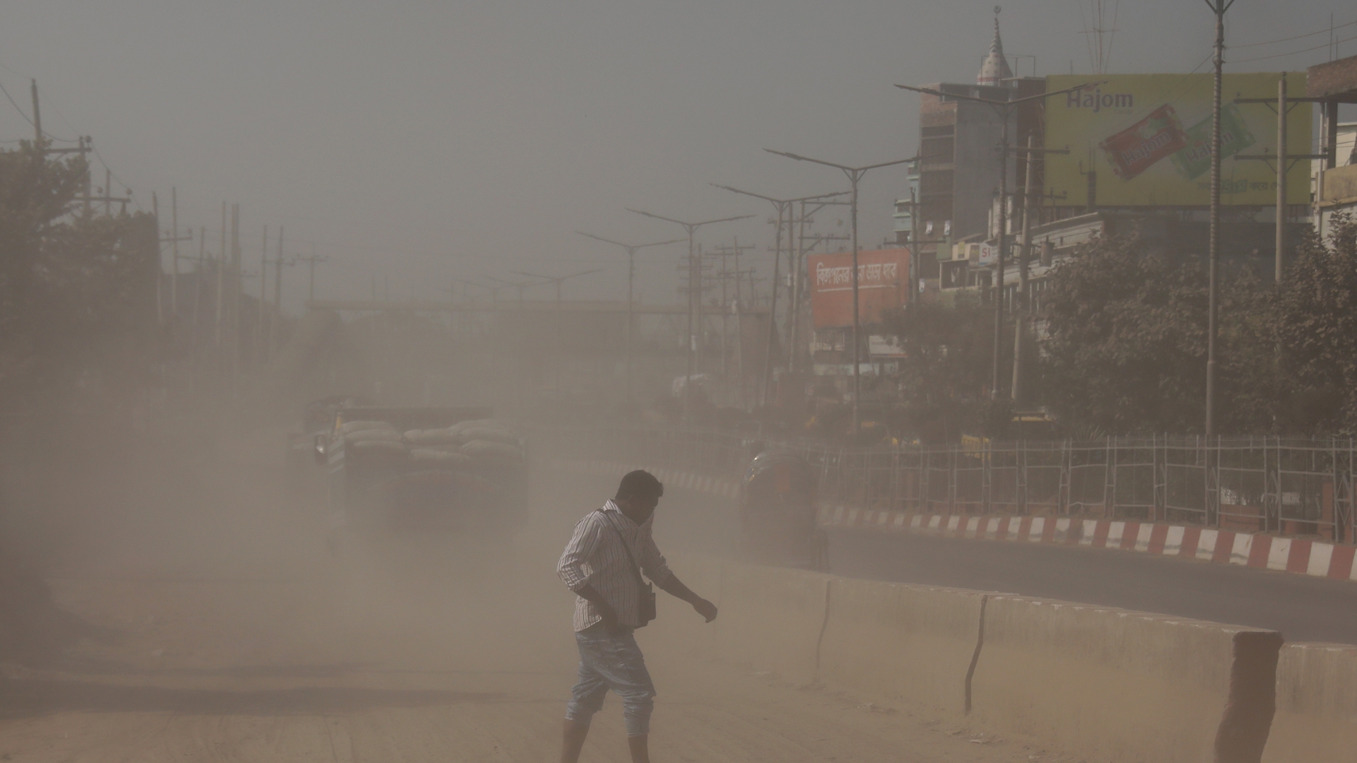 Dust pollution in Dhaka, Bangladesh - 05 Jan 2021