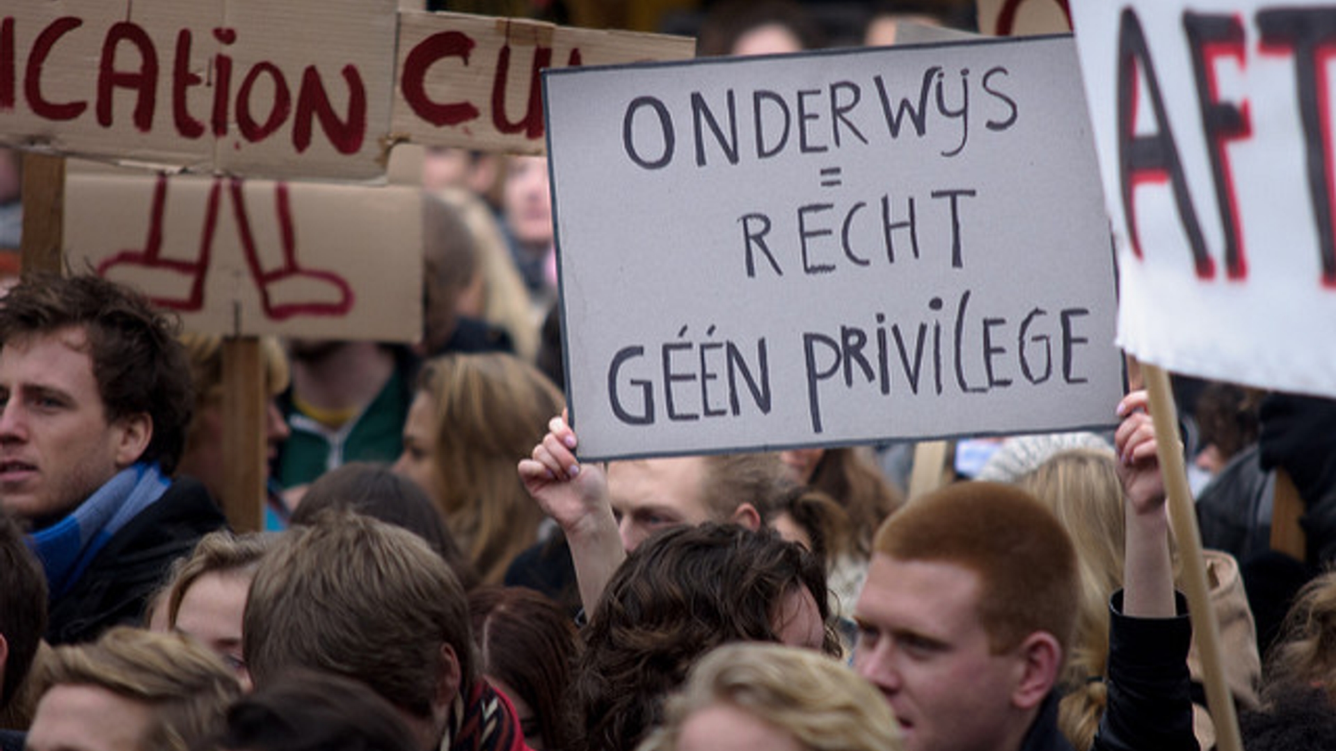 Studentenprotest op de Dam in Amsterdam