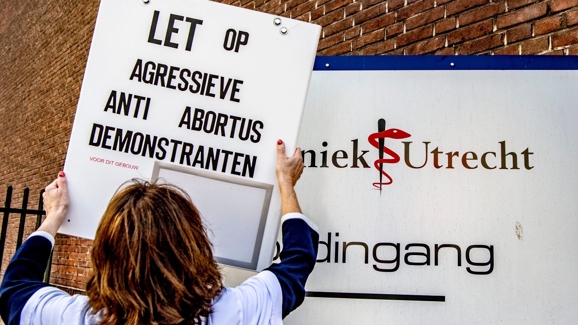 Bord waarschuwt voor agressieve anti-abortusdemonstranten