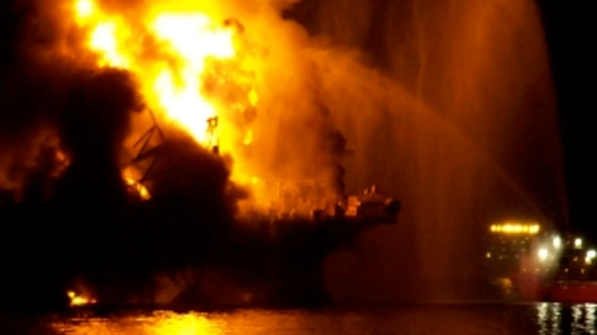 Flickr_deepwaterhorzion_nacht_Skytruth_300.jpg