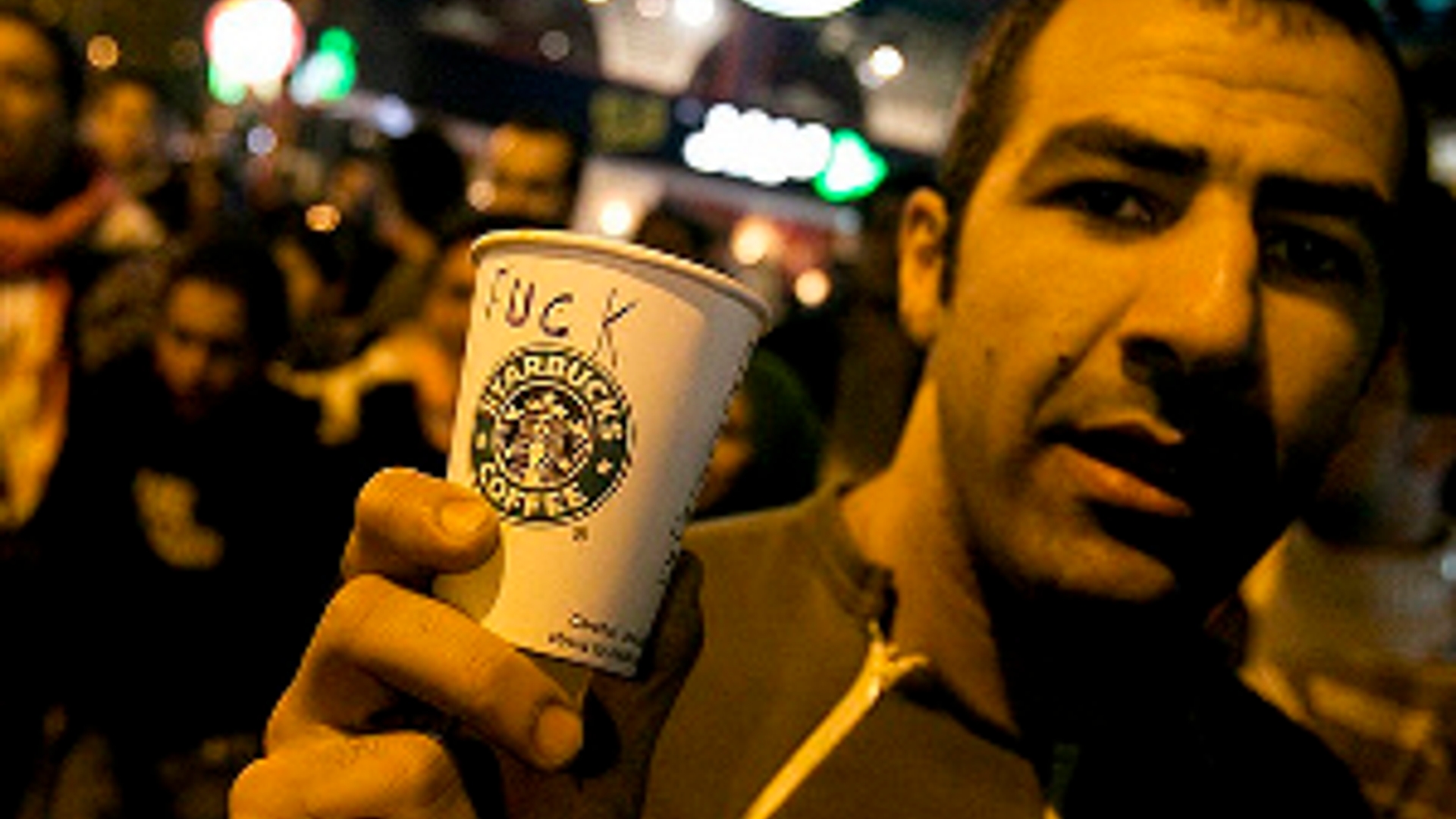 Starbucks_300.jpg