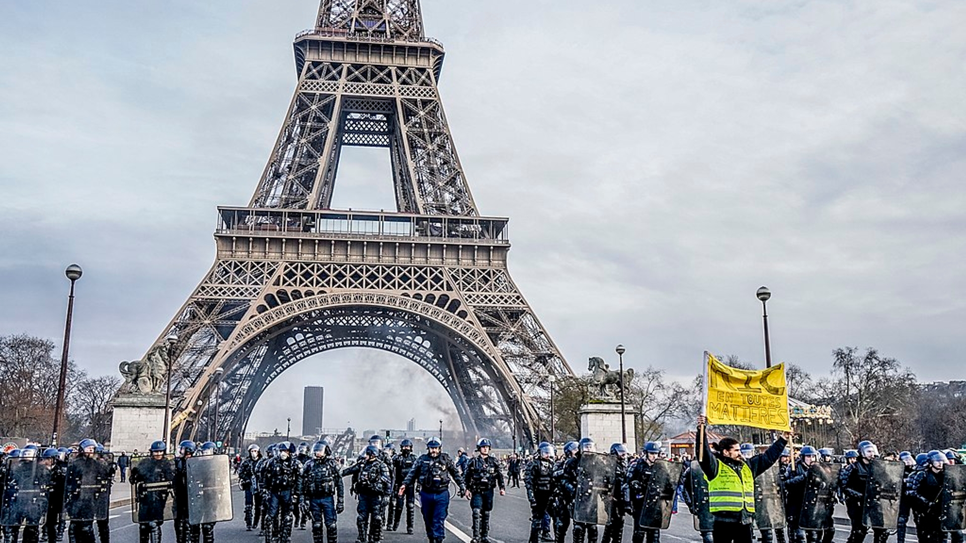 1024px-Yellow_vests_protest3