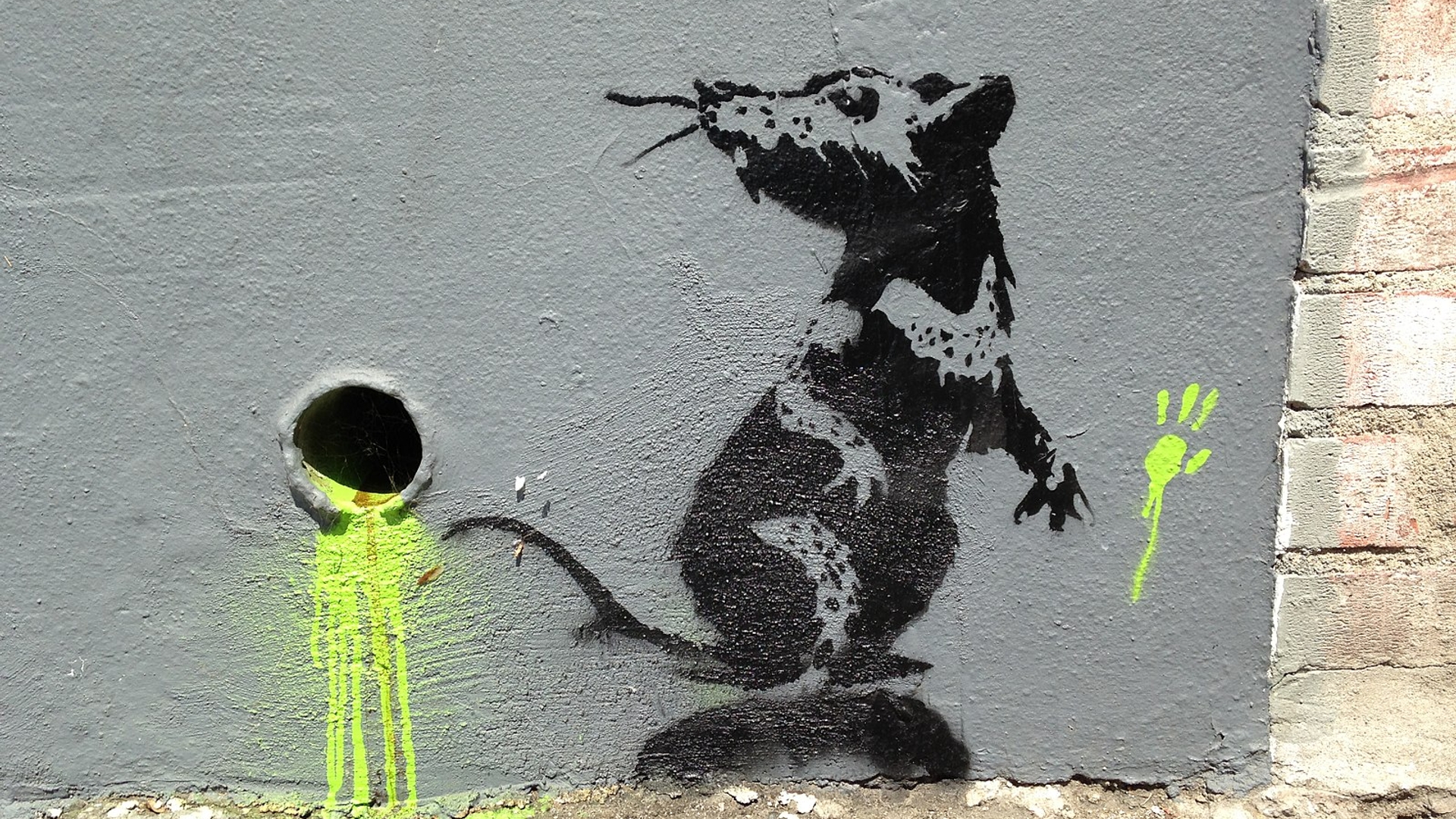 1600px-Banksy_Rat_-_panoramio