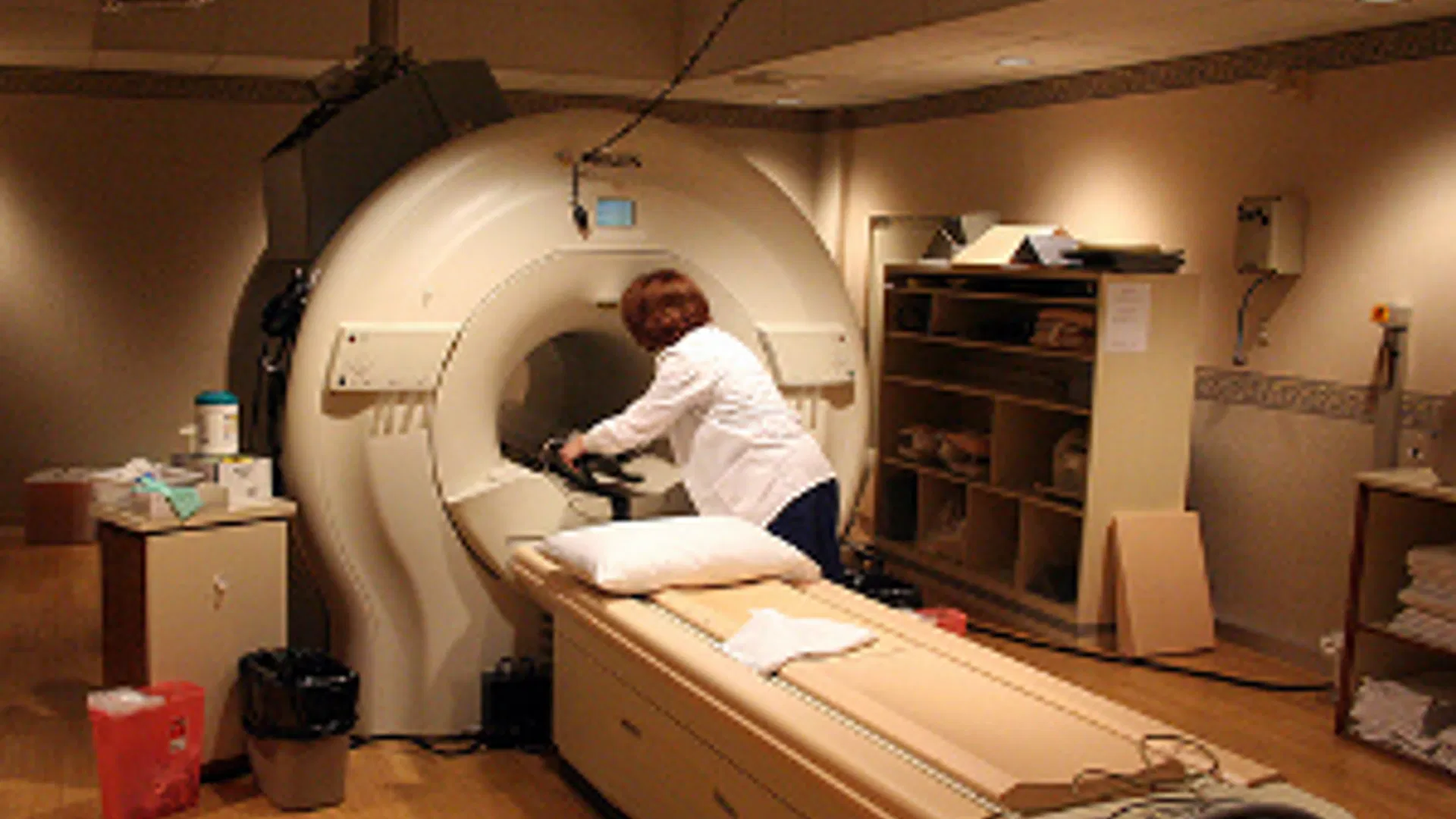 mri300_01.jpg