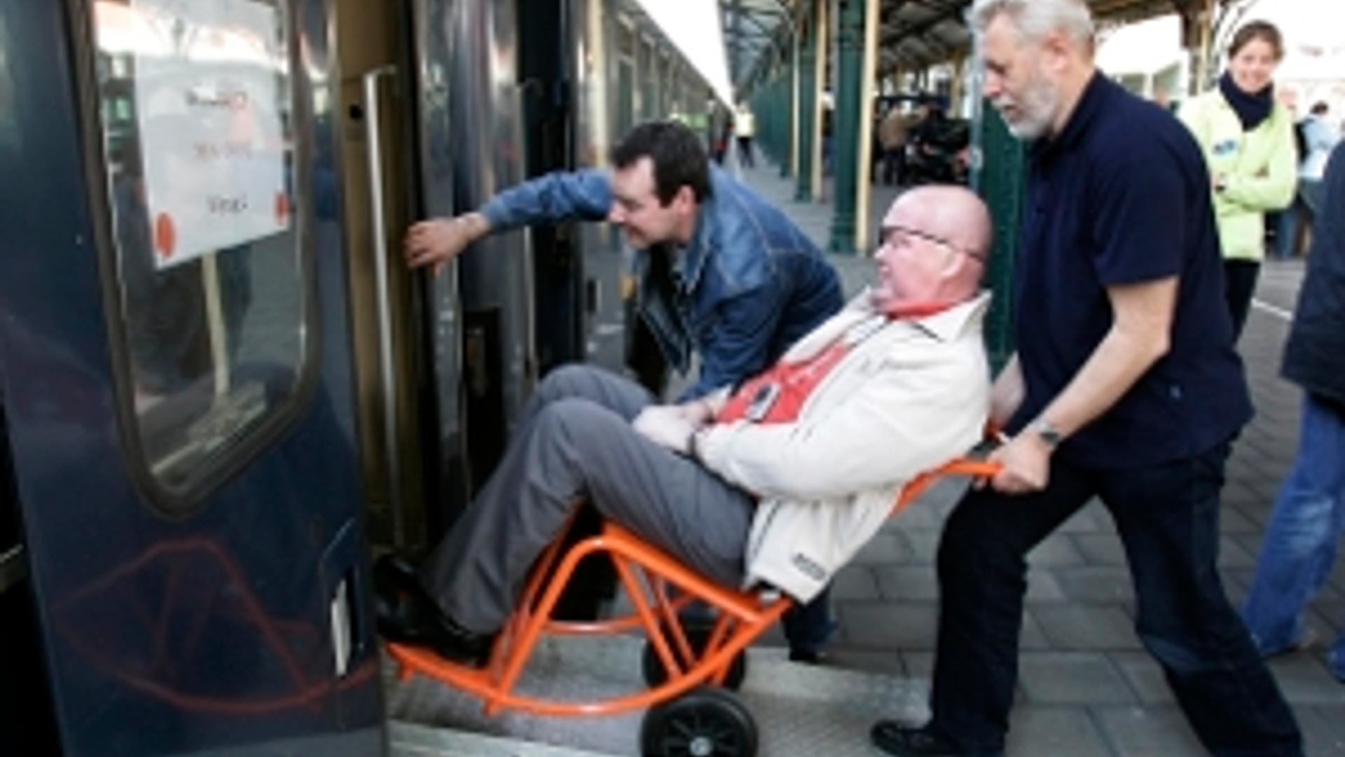 ANP-rolstoel_trein300.jpg