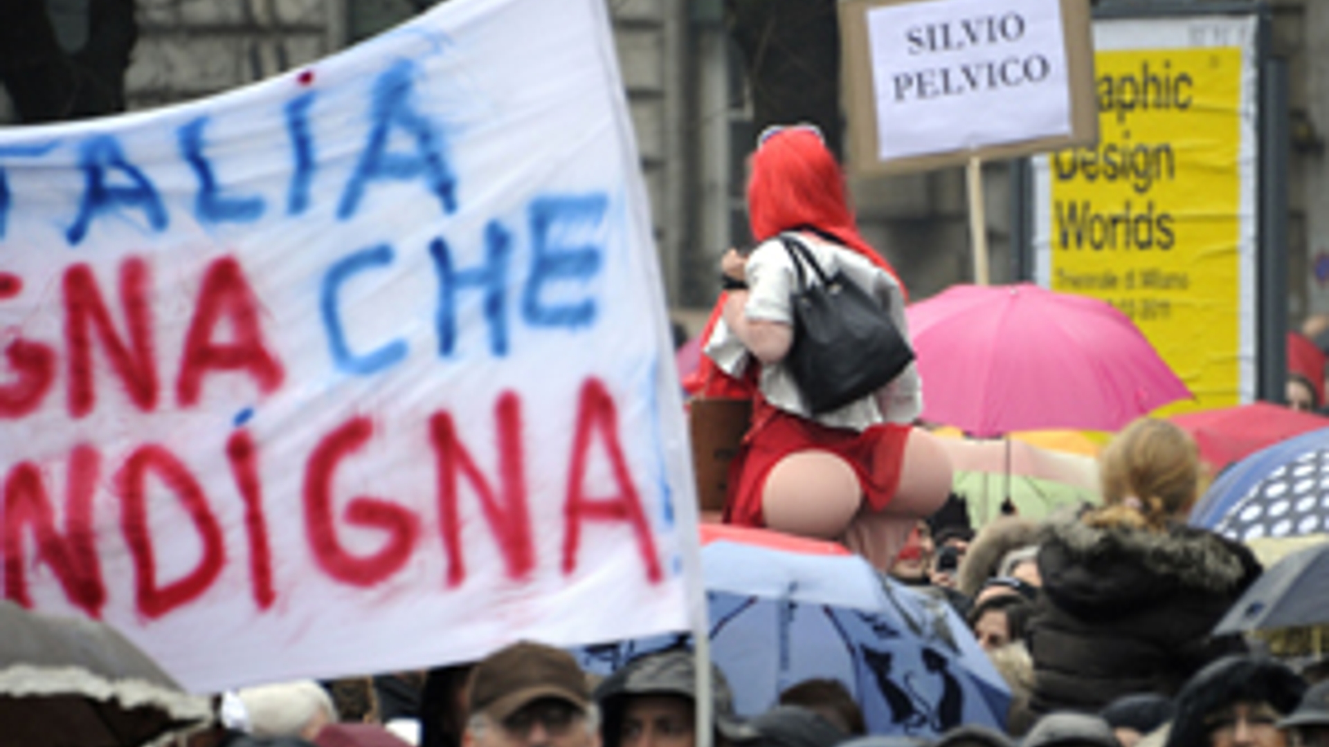 ANP-Berlusconiprotest_300.jpg