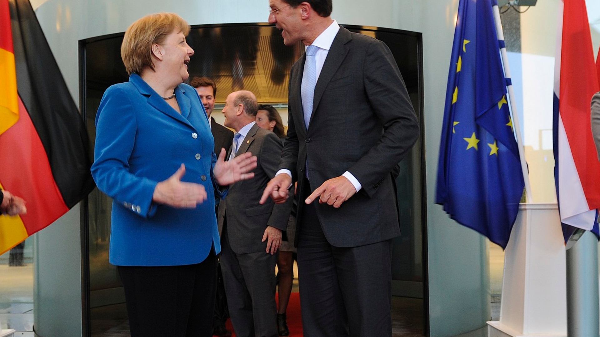 1556px-Mark_Rutte_and_Angela_Merkel_2012_(cropped)
