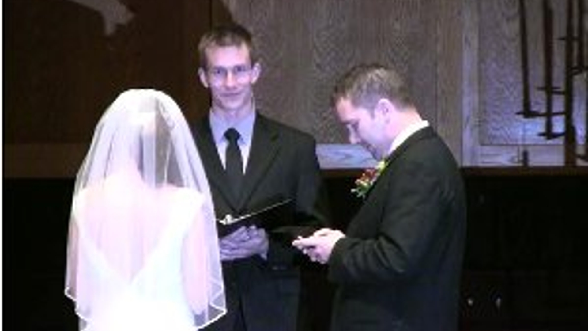 Twitter-wedding-video.jpg