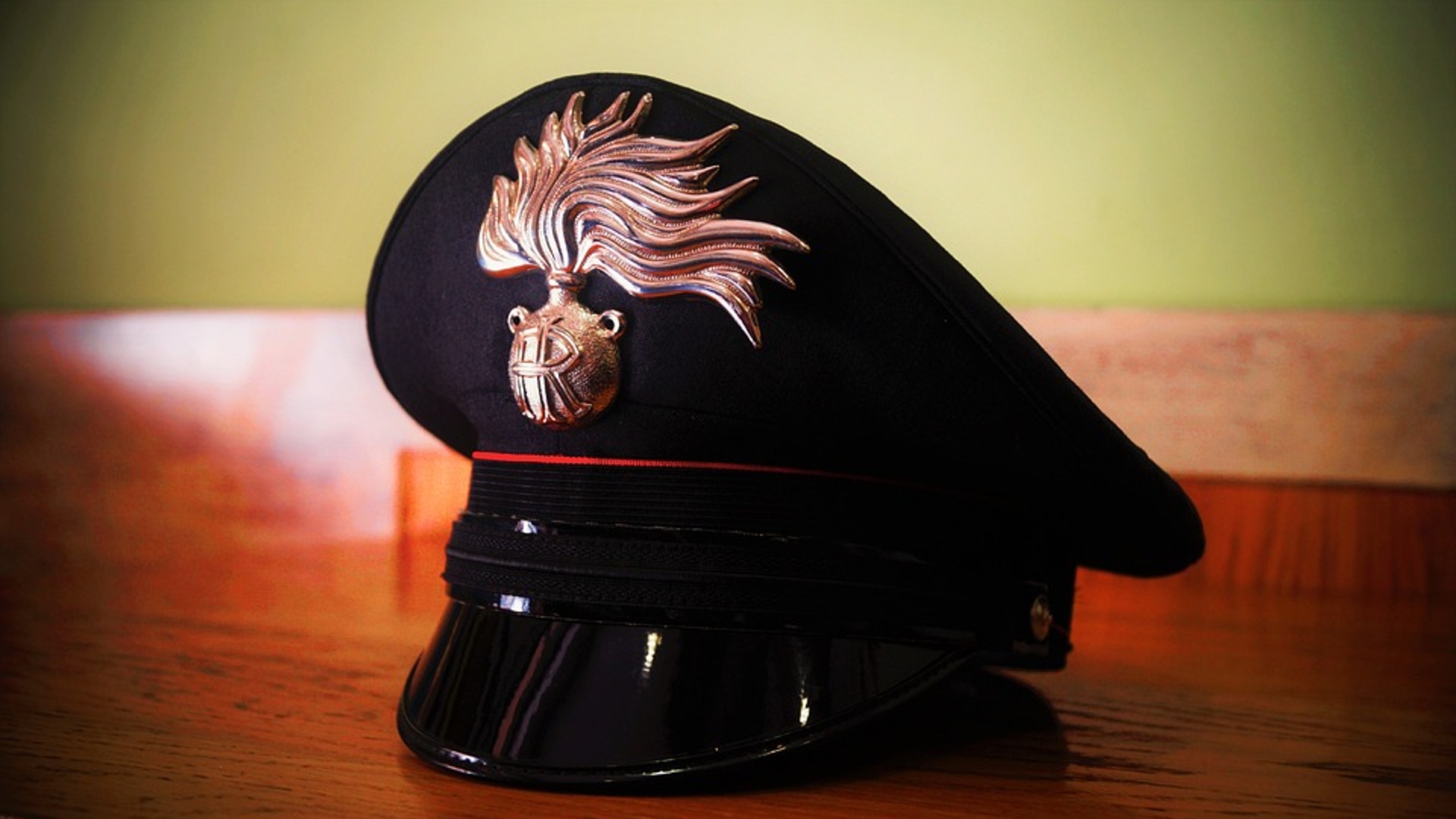Italy Italian Army Flame Police Hat Carabinieri
