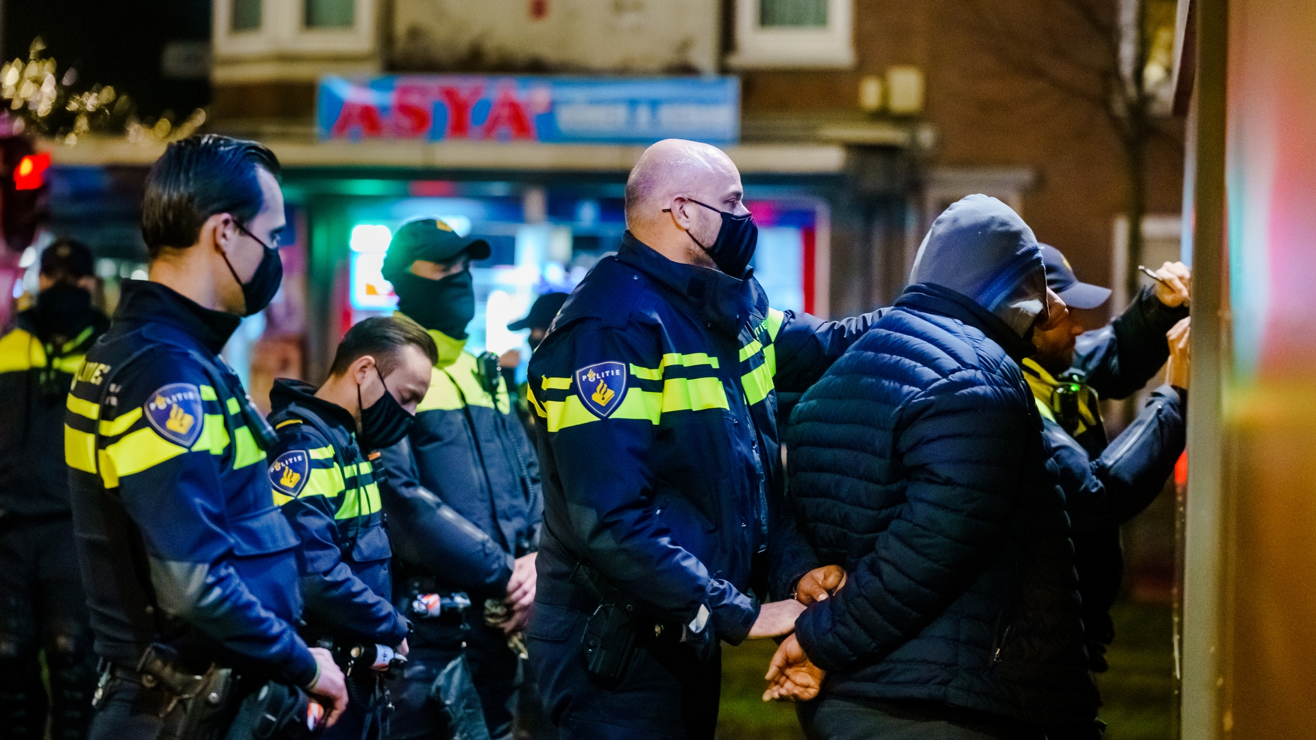 Politie paraat in Rotterdam-Zuid
