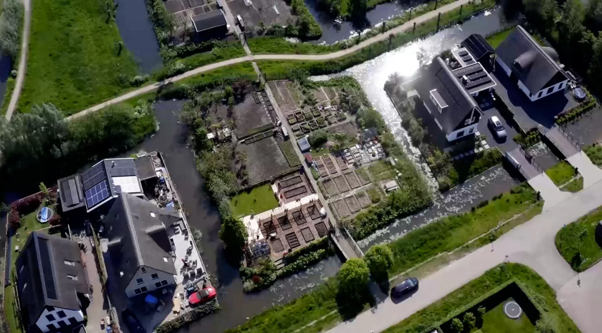 Afbeelding van Grote zorgen om PFAS-vervuiling Chemours: ‘Absurd dat mensen hier zwemmen’