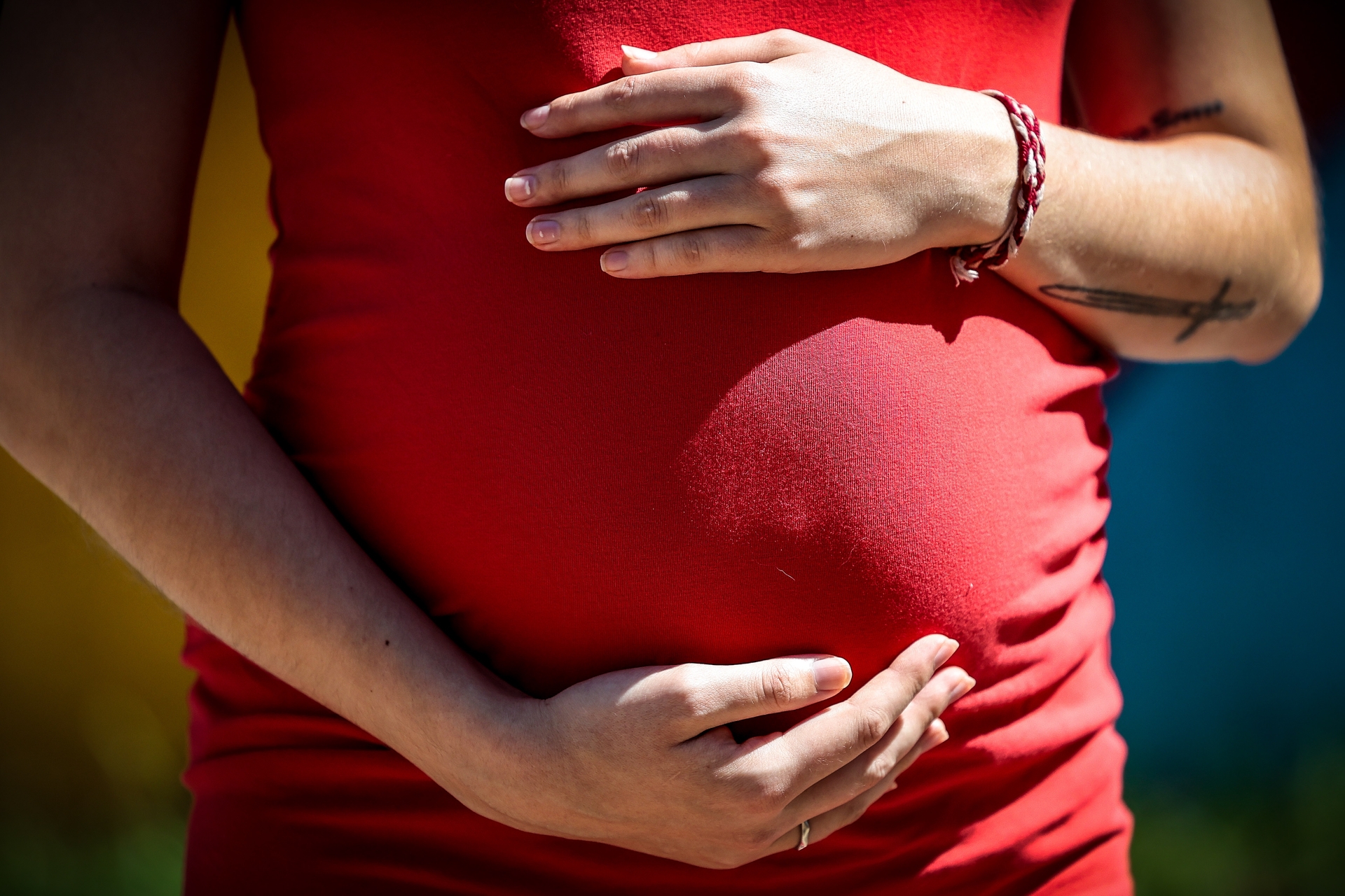 Afbeelding van Zwangere vrouwen blootstellen aan PFAS heeft zelfde effecten als roken