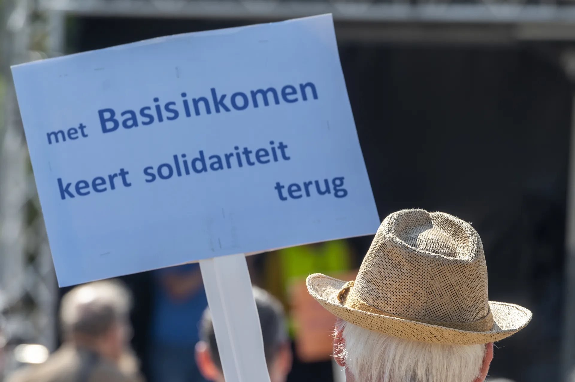 Afbeelding van Invoering basisinkomen als oplossing voor de toenemende inkomensongelijkheid