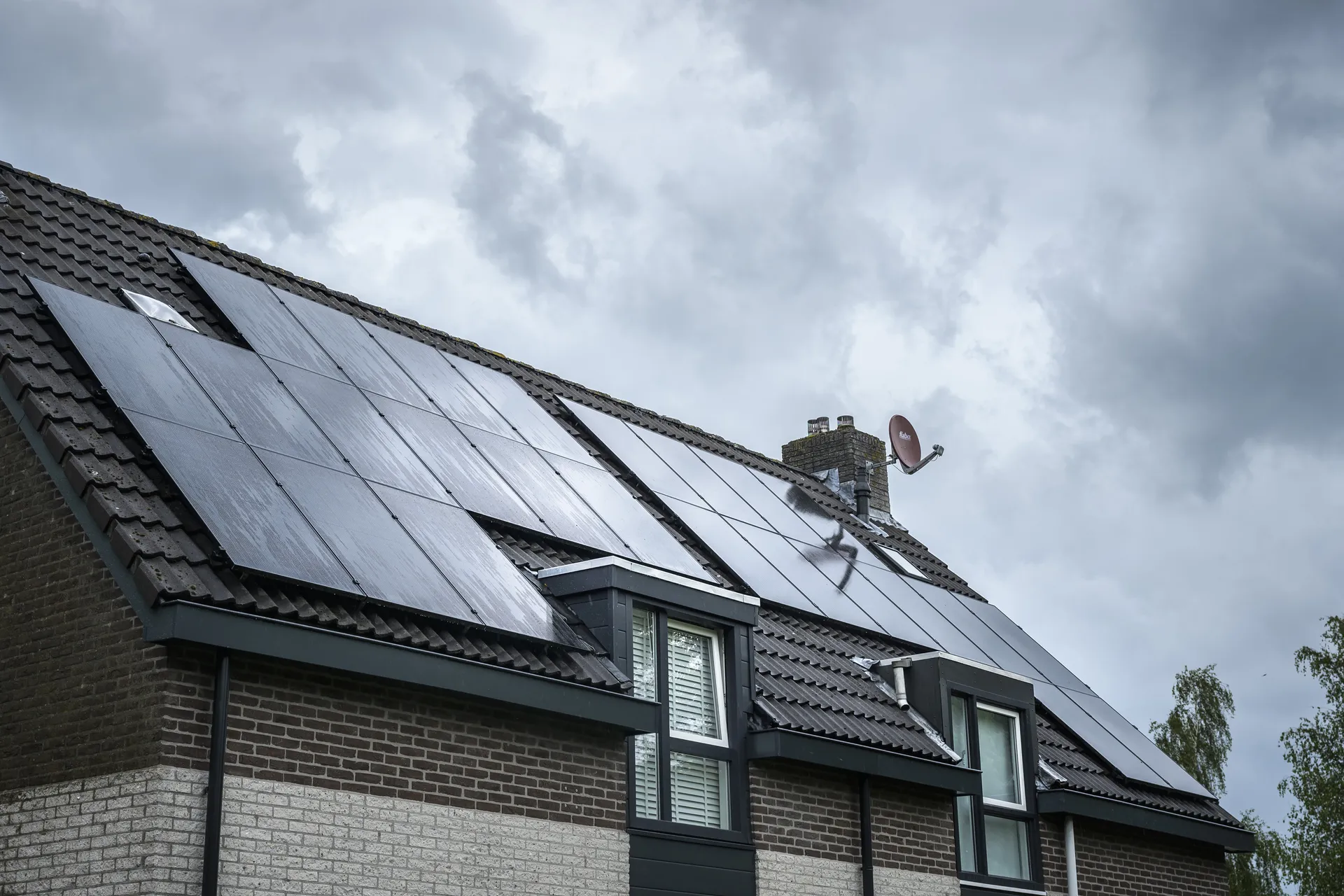 Afbeelding van Dus zonnecellen leveren vooral stroom als die niet nodig is...