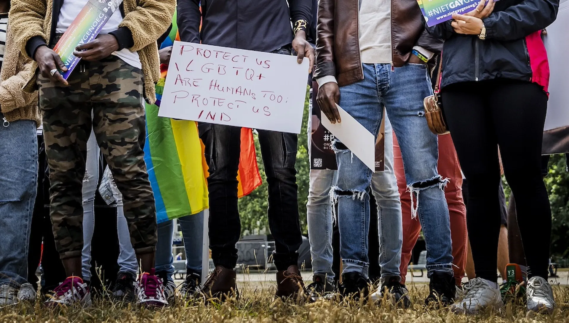 Afbeelding van De onzichtbare strijd van lhbti+ vluchtelingen, er is actie nodig want woorden alleen gaan niks helpen