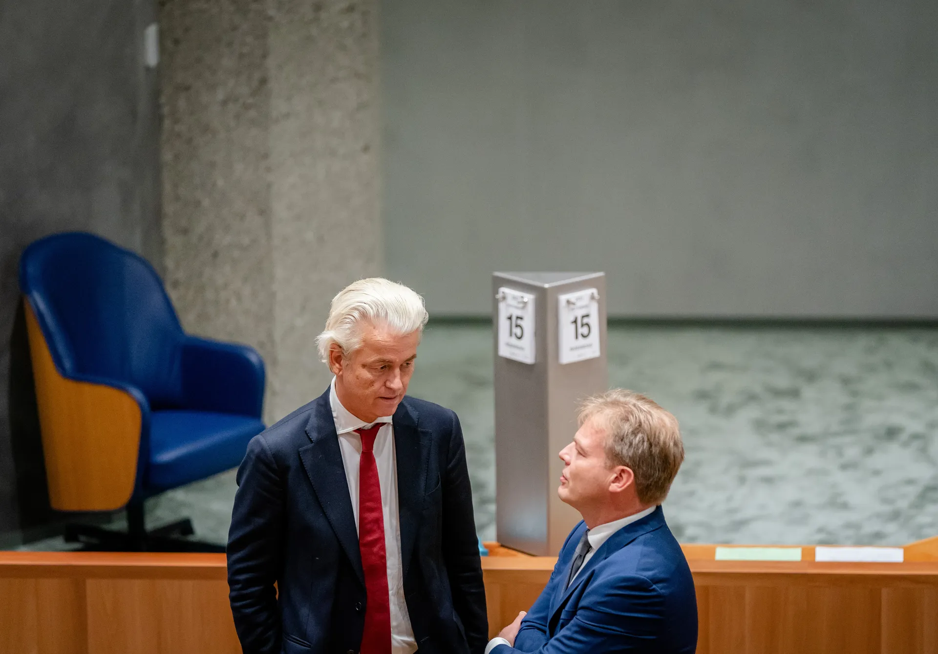 Afbeelding van Populariteit NSC neemt af, Timmermans zit Omtzigt op de hielen