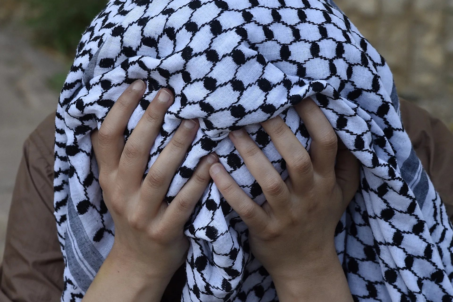 Afbeelding van 'Niks is meer belangrijk, er is fucking oorlog'