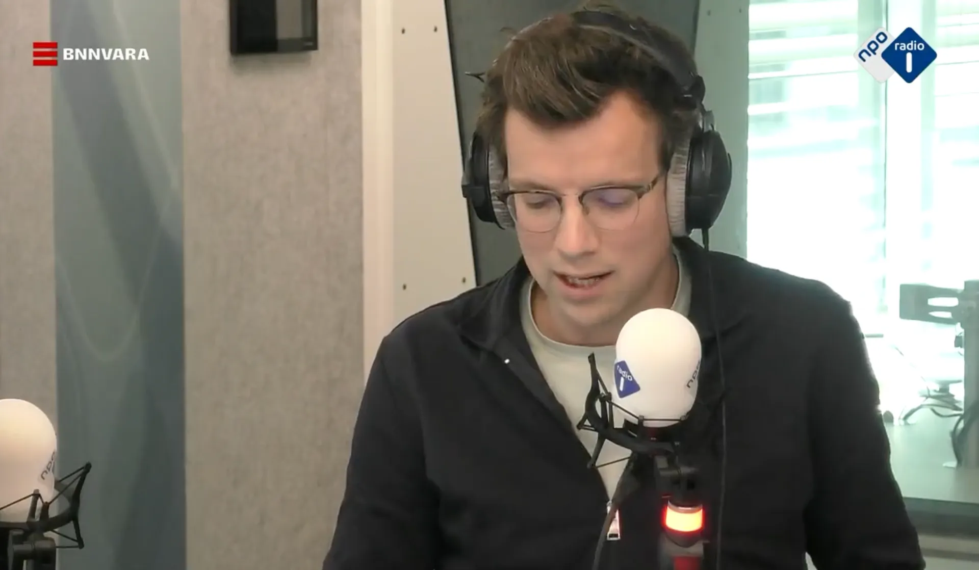 Afbeelding van 'Veel mensen zijn tegen de wolf, want beesten doodmaken doen we liever zelf'