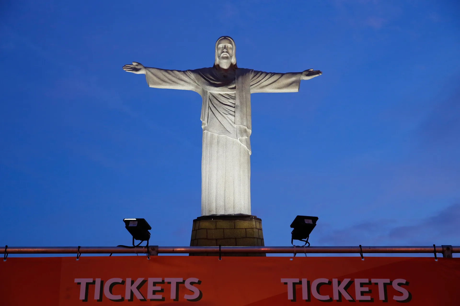 jezus-leefde-in-een-land-vol-fanatici-dat-is-de-enige-overeenkomst-met